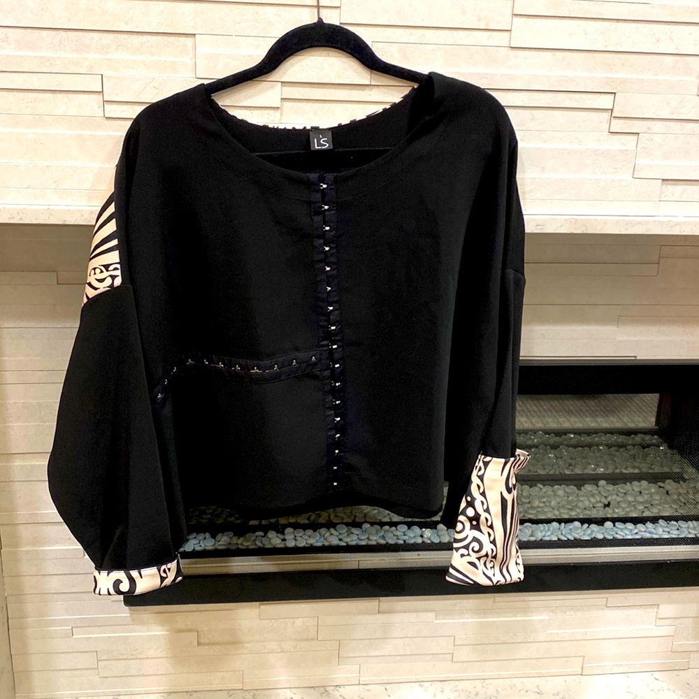 New without tags crop jacket